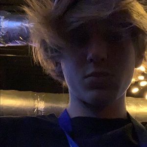 Meet your Posher, Troy